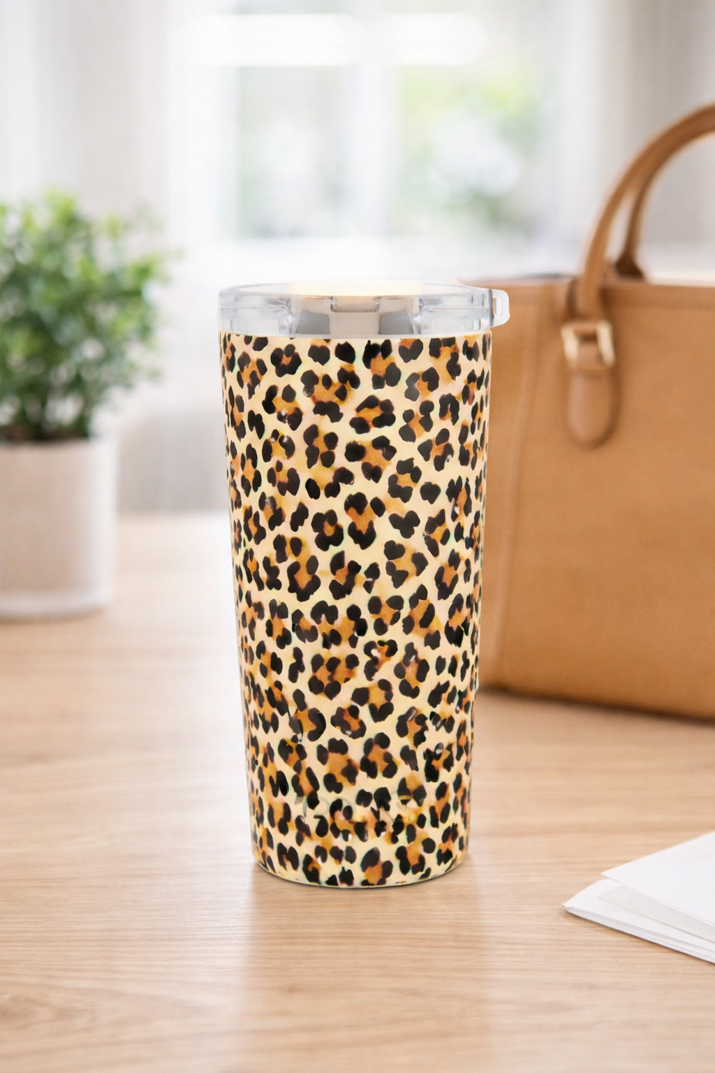 Vera Sip™ Leopard Print Insulated Tumbler (20oz)